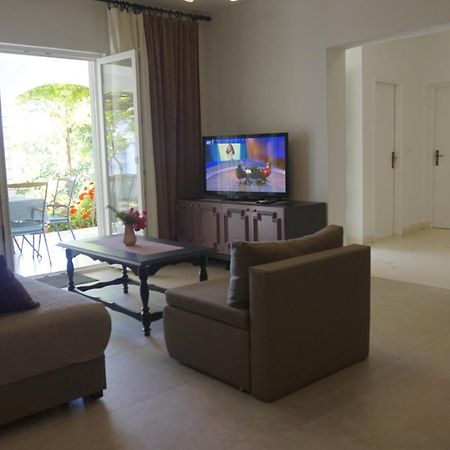 Apartment Krasna Baška Voda Exteriör bild